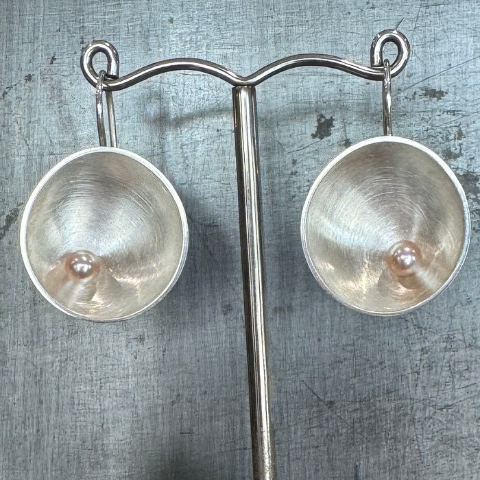 Sea dish hook earrings